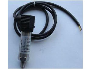 ����׃����